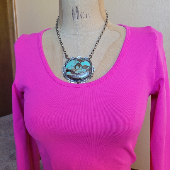Hot Pink Long Sleeve Crop Top - Picture 3 of 4